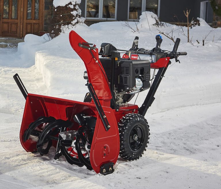 Toro 28 in. (71 cm) Power Max® HD 1428 OHXE Commercial Two-Stage Gas Snow Blower (38843)